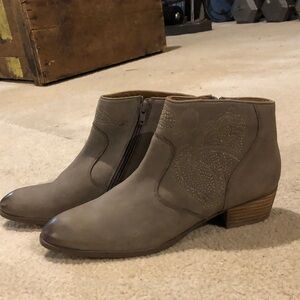 Elegant Gray embroidered Ankle Booties